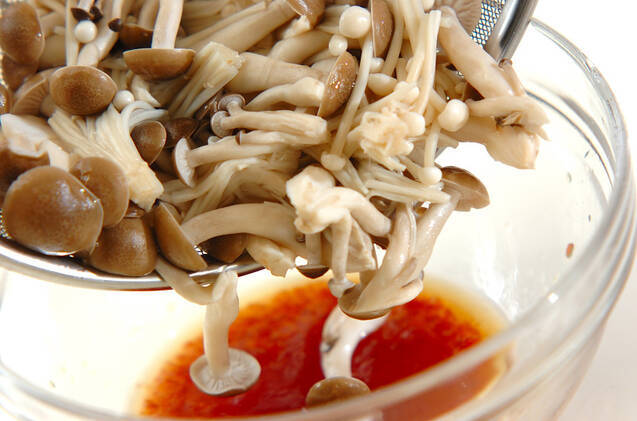 キノコの梅風味サラダの作り方の手順5