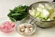 油揚げキャベツの酢の物の下準備1
