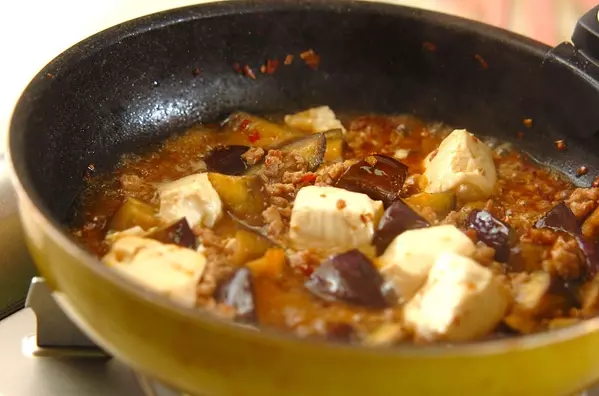 いいとこどり！炒めマーボーナス豆腐の作り方2