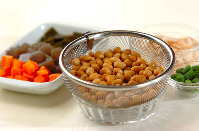 水煮大豆の煮物の作り方の手順1