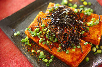 こってり甘辛！カレー風味の豆腐ステーキ