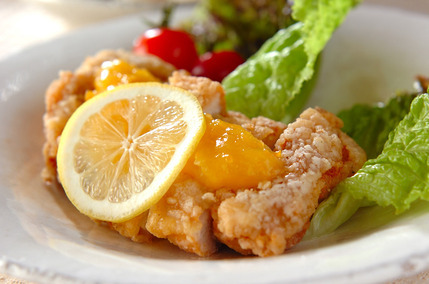 レモンソースがけ揚げ鶏