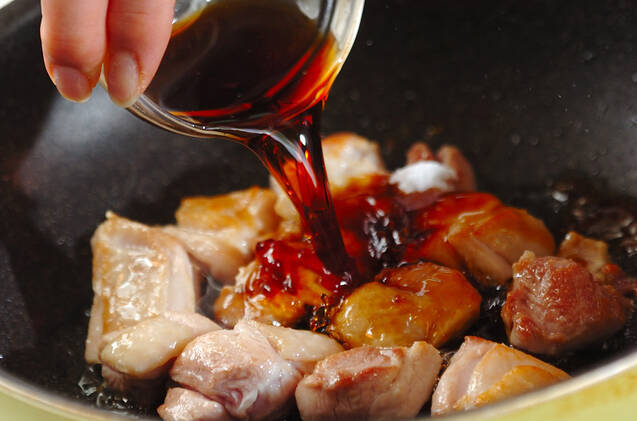 鶏もも肉とたっぷり根菜の煮物の作り方の手順8