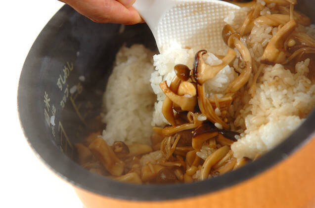 どっさりキノコの混ぜご飯の作り方の手順3
