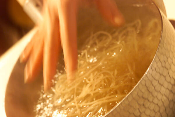 ハーブとタコのビビン冷麺の作り方の手順3