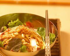 ハーブとタコのビビン冷麺