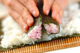 ハートの巻き寿司の作り方4