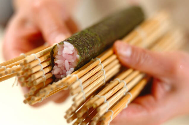 ハートの巻き寿司の作り方の手順3