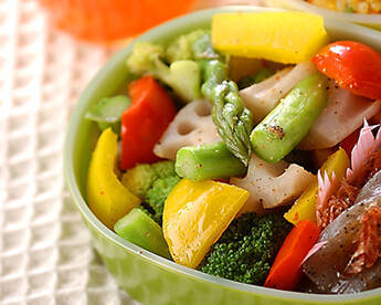 彩りゆで野菜サラダ