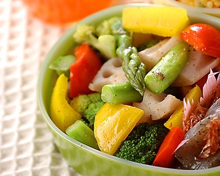 彩りゆで野菜サラダ