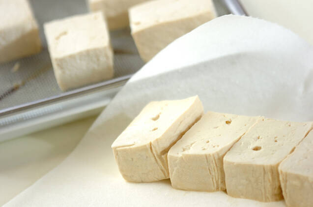 揚げ出し豆腐の作り方の手順1