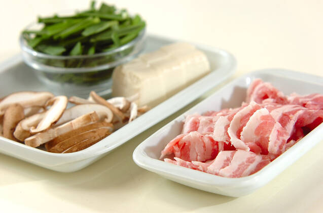 豚肉とキムチのトロミ煮の作り方の手順1