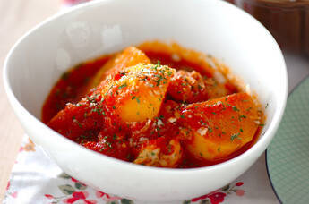 新ジャガのトマト煮