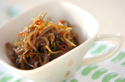 コンニャクのピリ辛炒め