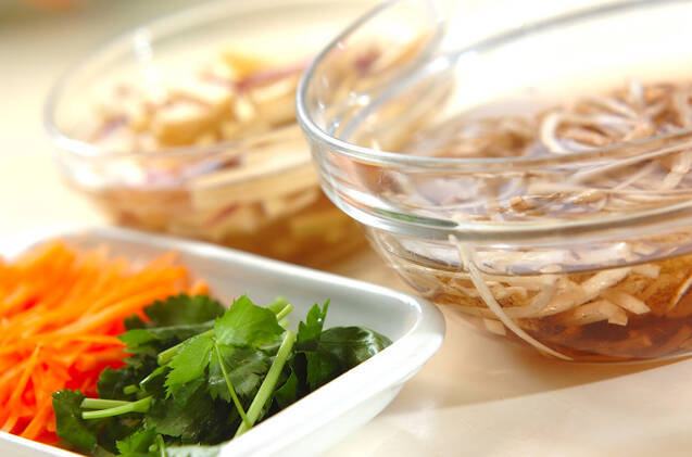 野菜のかき揚げの作り方の手順1