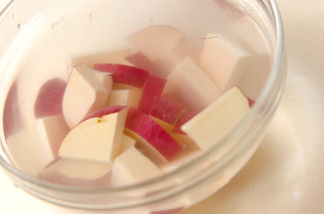 具だくさん！豚汁 ほっとする美味しさ by中島 和代さんの作り方の手順1