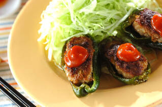 ピーマンの肉詰め