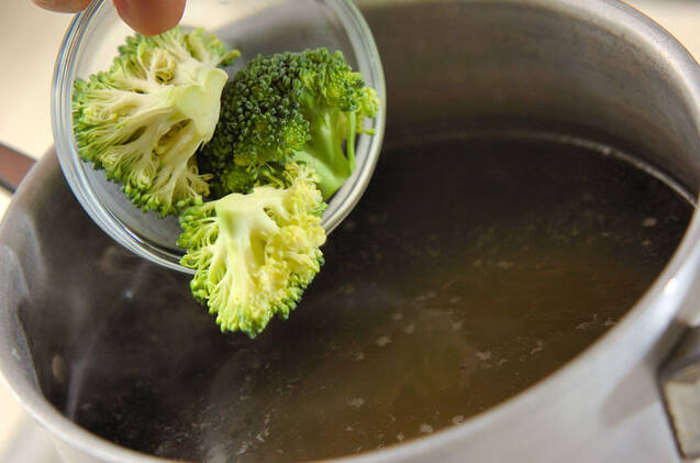 プリプリイカのガーリックパスタの作り方の手順4