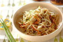 モヤシと桜エビのソース和え