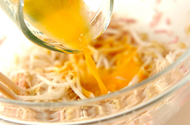 モヤシのチヂミ風焼きの作り方の手順4