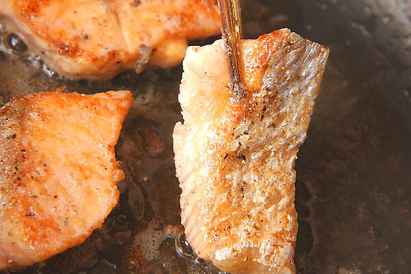 鮭のムニエルの作り方の手順2