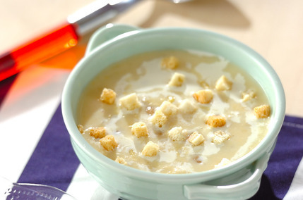 ヒヨコ豆入りコーンスープ