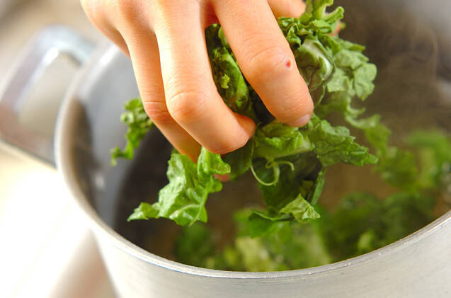 春のカルボナーラの作り方の手順6