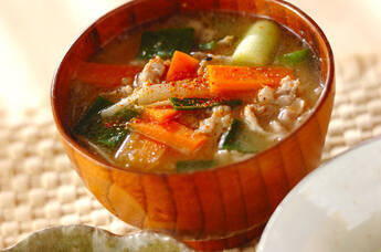 具だくさんのきんぴら豚汁