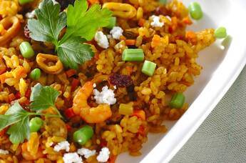 シーフードカレーピラフ