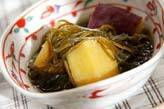 サツマイモと昆布の煮物