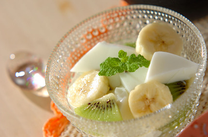 フルーツ杏仁豆腐