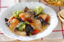 エビとエリンギの塩炒め