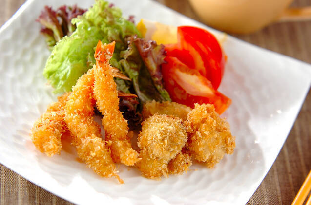 エビとホタテのシーフードフライ タルタルソース添え