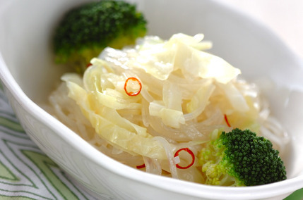 春雨のアンチョビサラダ