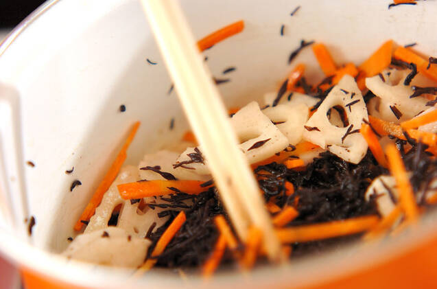 ヒジキとツナの炒め煮の作り方の手順5