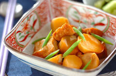 里芋の簡単人気レシピ 厚揚げのシンプル煮 味がしみてる!