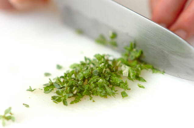 ハーブドレッシングの作り方の手順1