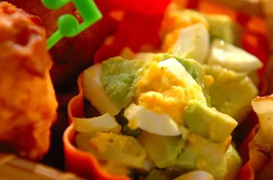アボカド卵サラダ 副菜 レシピ 作り方 E レシピ 料理のプロが作る簡単レシピ