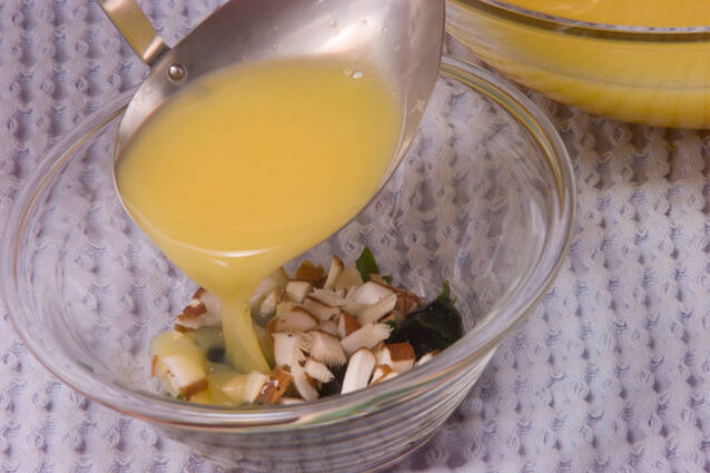 ワカメ入茶わん蒸しの作り方の手順5