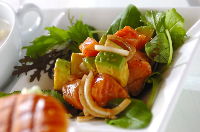 サーモンサラダ