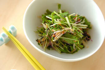 水菜とスプラウトの梅ポンサラダ