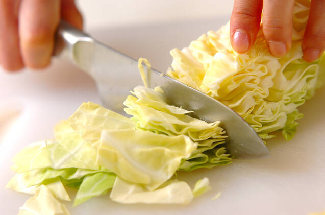 キヌサヤのサラダの作り方の手順2