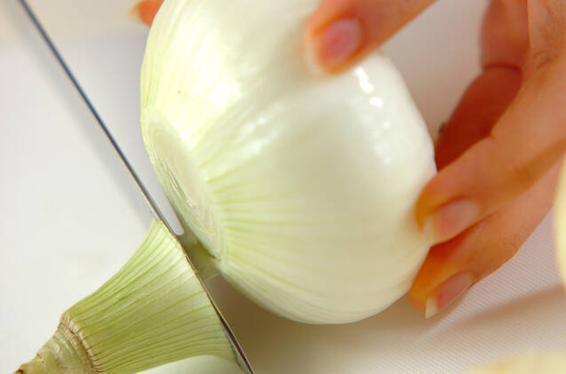 新玉ネギの和風カレーあんかけの作り方の手順1