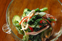 キュウリとニラの和え物