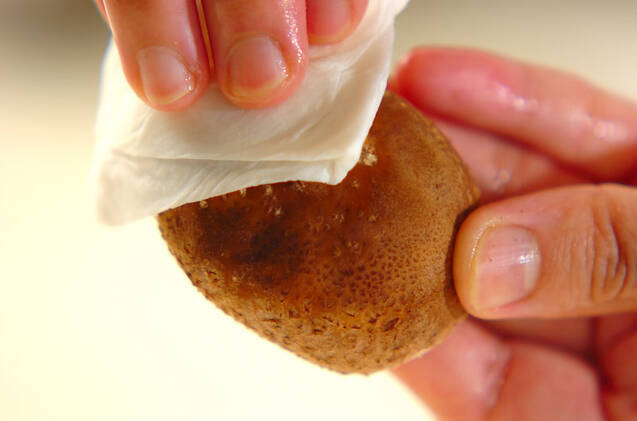 餃子入りキムチ鍋の作り方の手順2