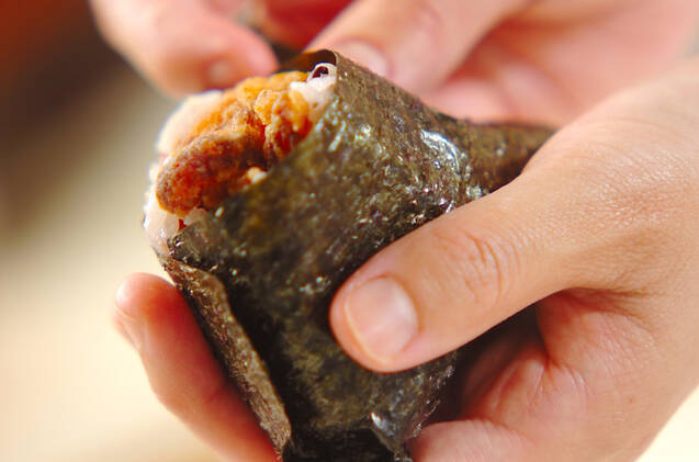 唐揚げおむすびの作り方の手順2