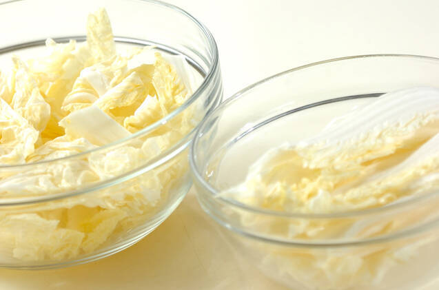 ガーリック好き必見 絶品！白菜のにんにくバター焼きの作り方の手順1