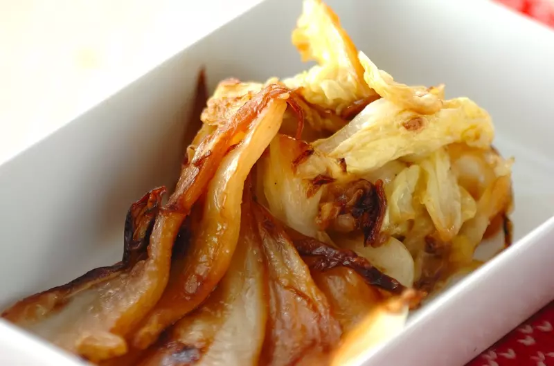 ガーリック好き必見 絶品 白菜のにんにくバター焼き 副菜 レシピ 作り方 E レシピ 料理のプロが作る簡単レシピ