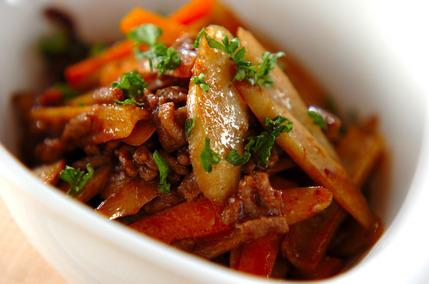 根菜と牛ひき肉の洋風きんぴら