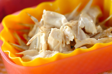 ゴボウとささ身のわさびマヨネーズ和え